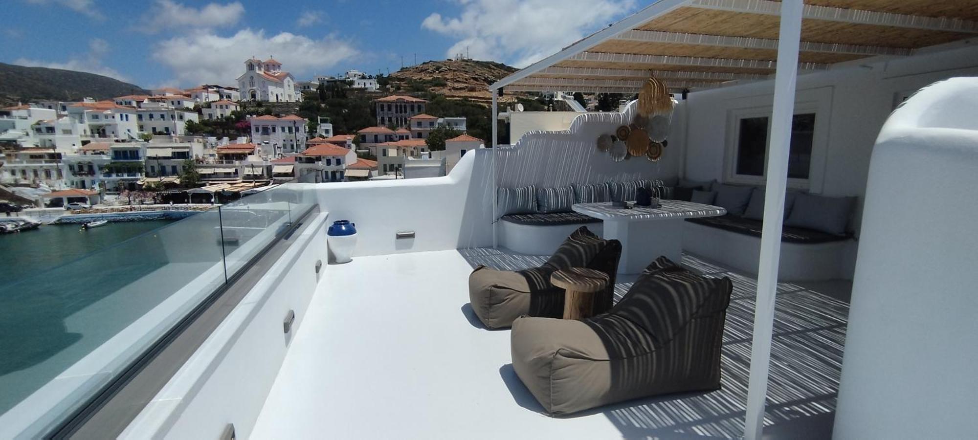 Batsi Bay Loft Apartment